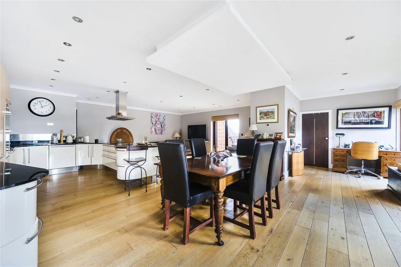 Pilgrims Way, Westerham, Kent, TN16, photo 4