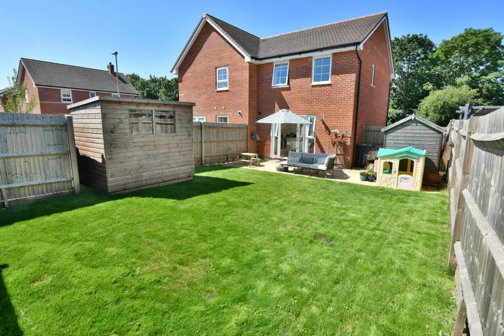 Moore Close, Wimborne, BH21, photo 13