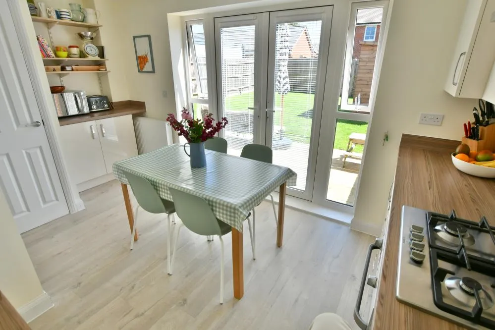 Moore Close, Wimborne, BH21, photo 7