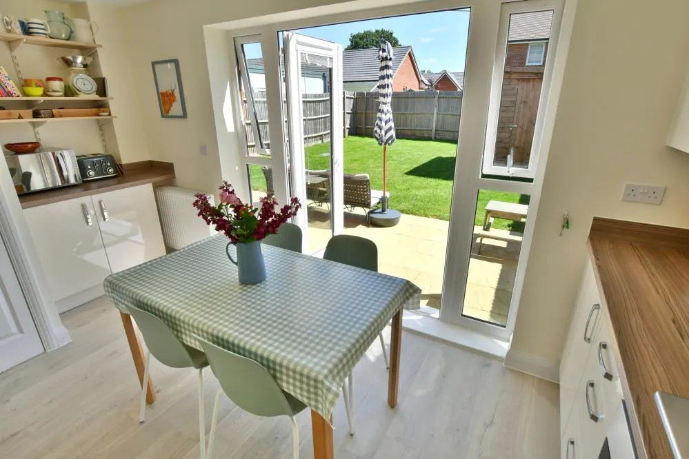 Moore Close, Wimborne, BH21, photo 6