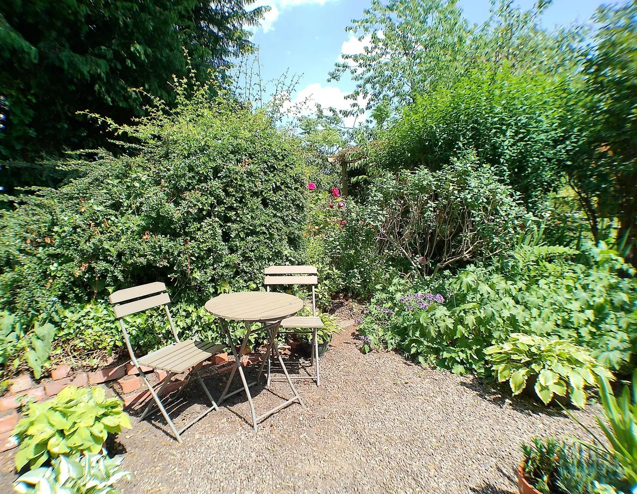 Kneeton Road, East Bridgford, NG13, photo 18