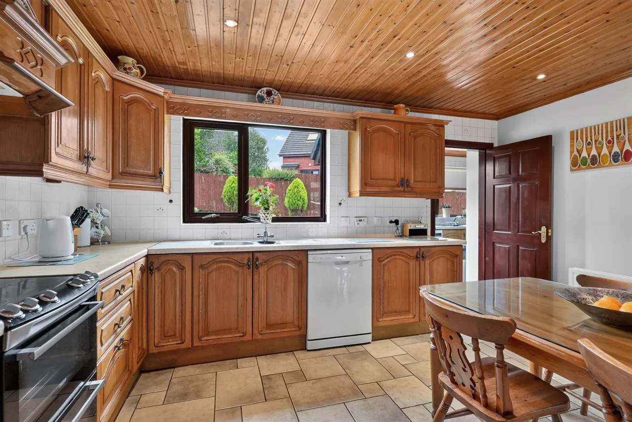 Knockbracken Manor, Belfast, BT8, photo 10