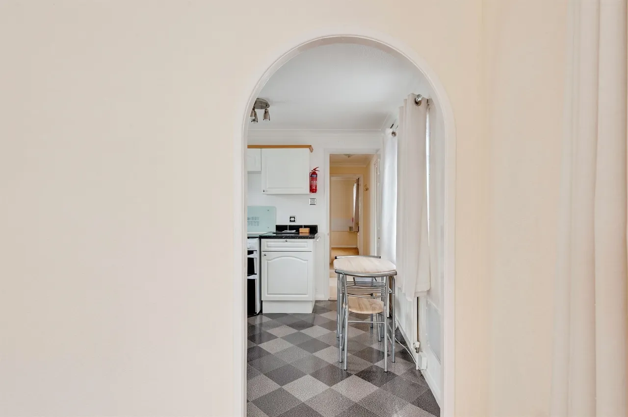Marsh Lane, Frodsham, WA6, photo 7