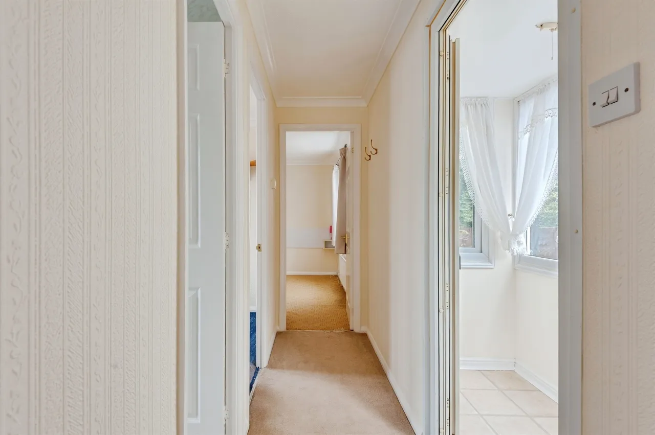 Marsh Lane, Frodsham, WA6, photo 10