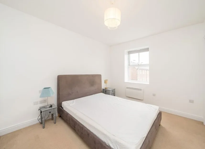Beaumont Drive, Worcester Park, KT4, photo 5