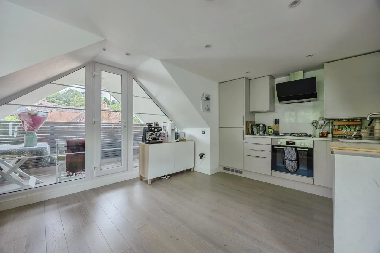 Old Lodge Lane, Purley, CR8, photo 18