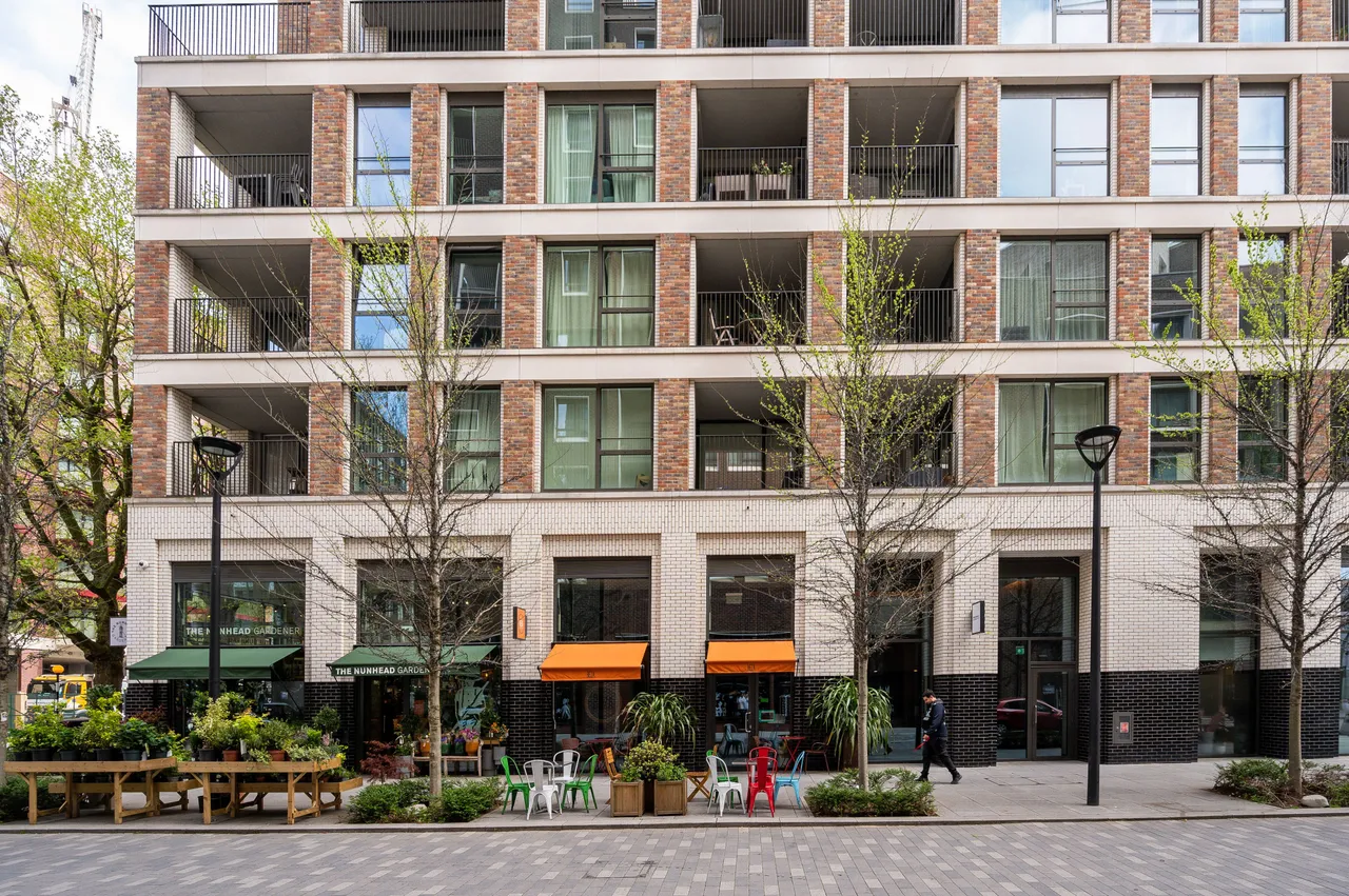 1 bed flat for sale, London, SE17
