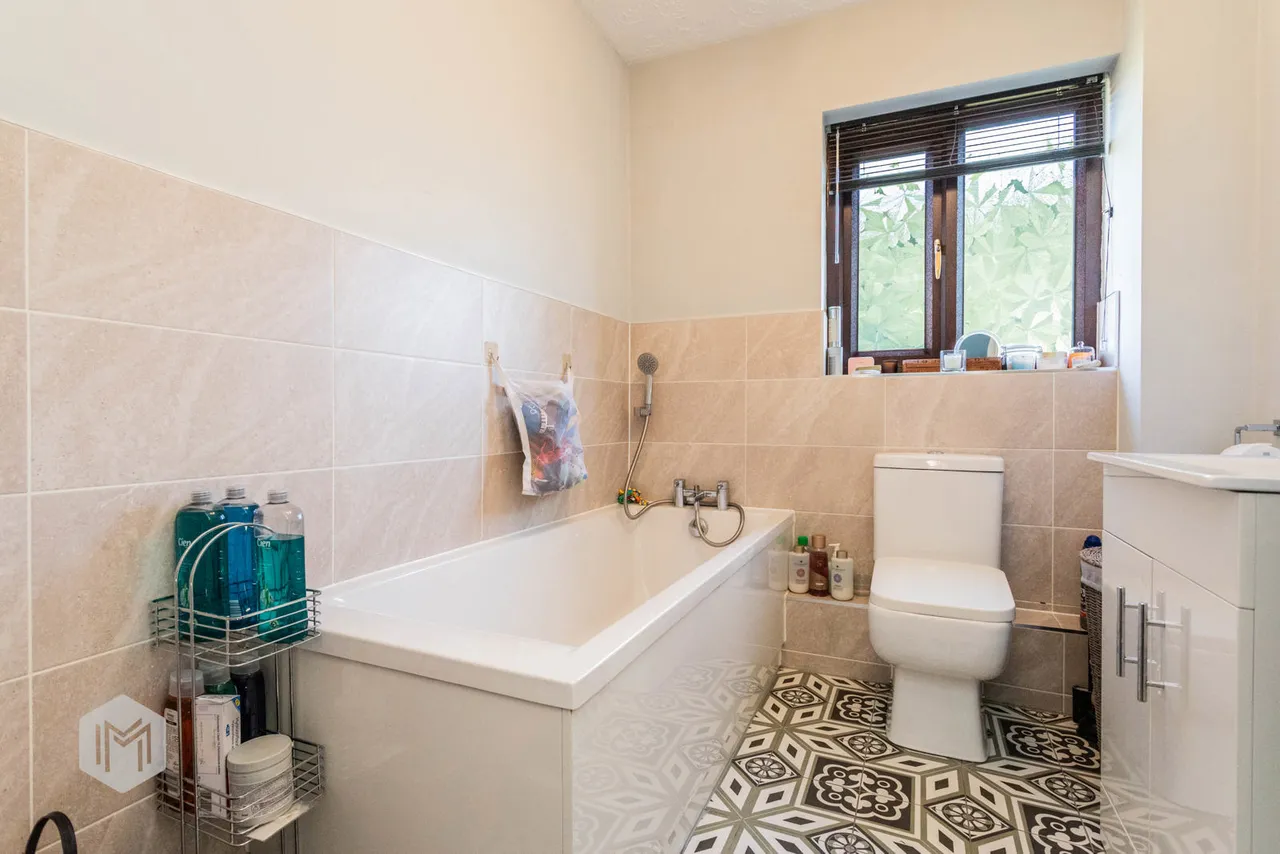 Eastmoor, Mosley Common, Worsley, Manchester, M28 1YU, photo 27
