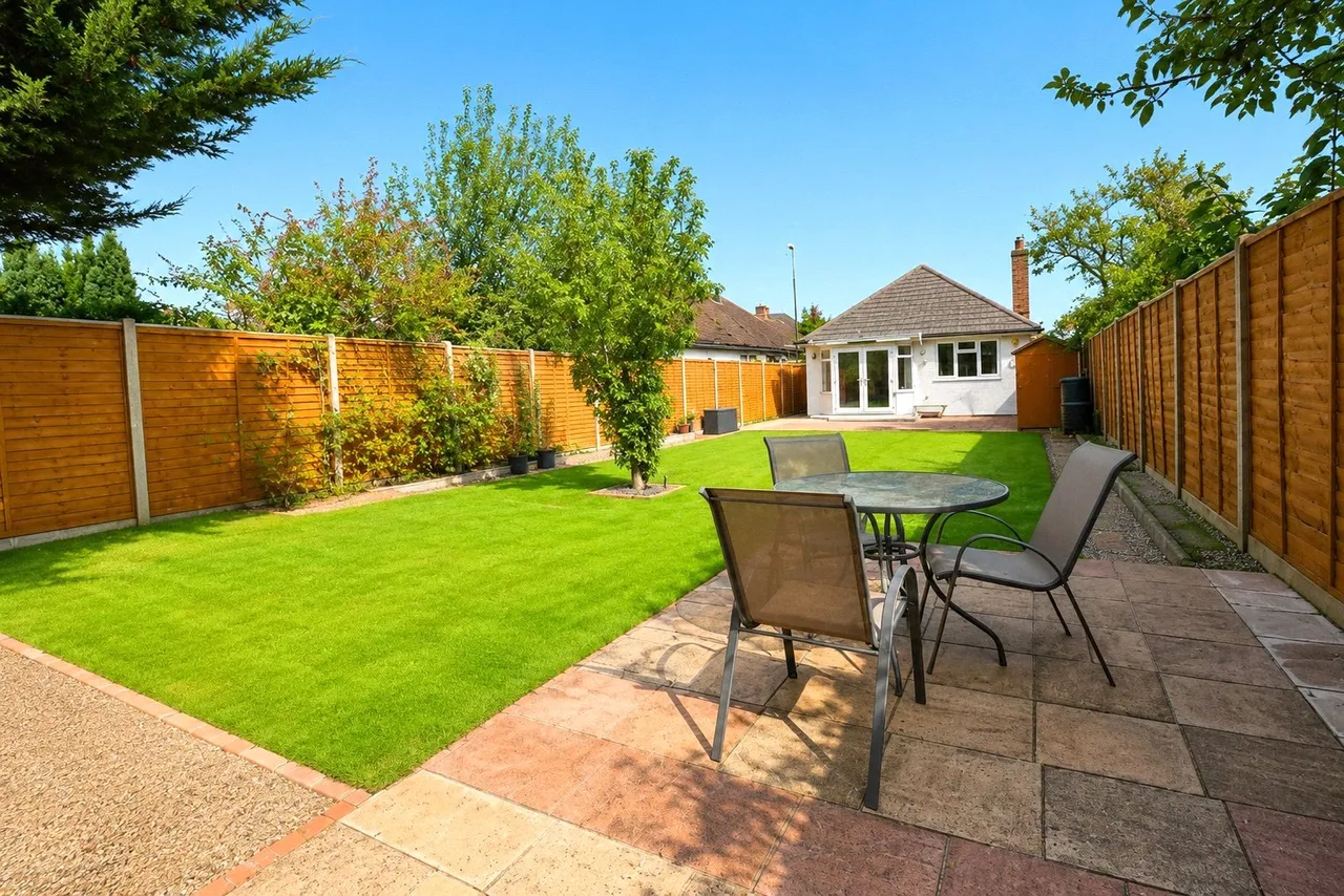 Coniston Road, Woking, GU22, photo 11