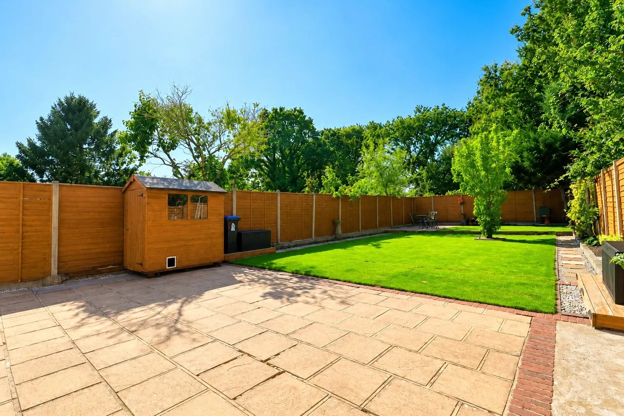 Coniston Road, Woking, GU22, photo 12