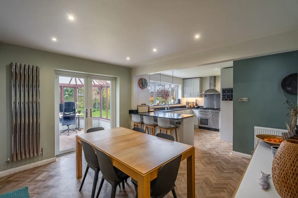 Sytche Close, Much Wenlock, Shropshire TF13 6JJ, photo 11
