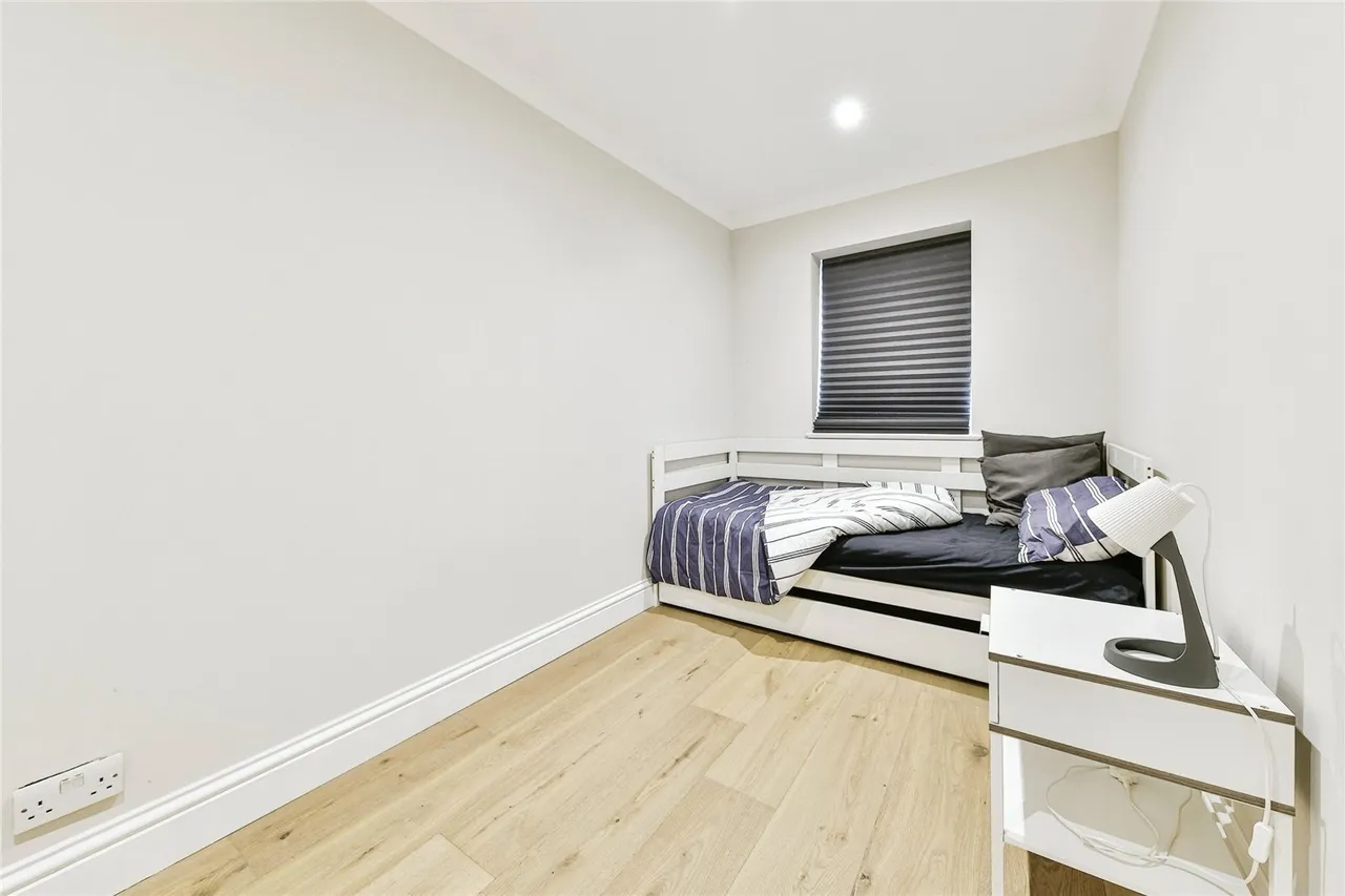 Bedwell Crescent, Stevenage, Hertfordshire, SG1, photo 10