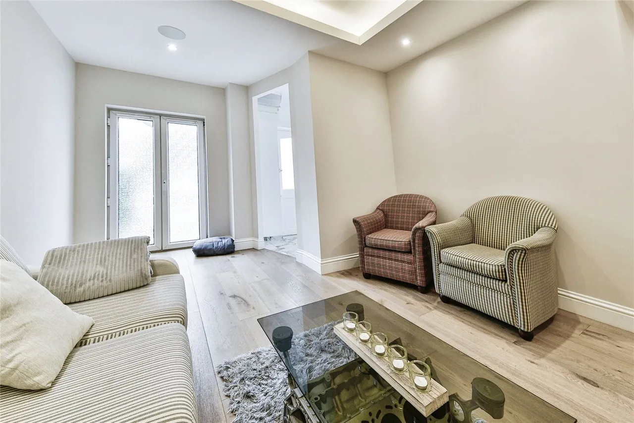 Bedwell Crescent, Stevenage, Hertfordshire, SG1, photo 4