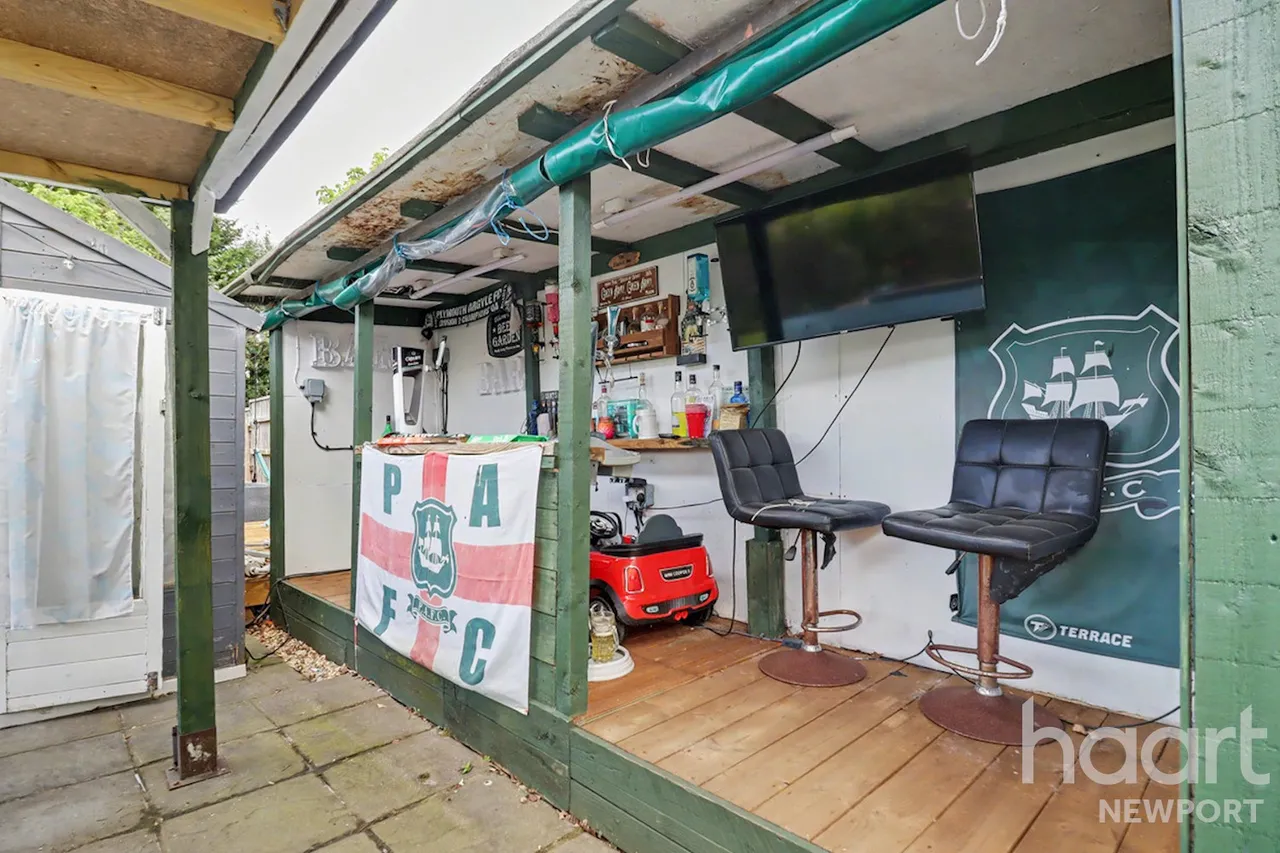 Kensington Place, Newport, NP19, photo 23