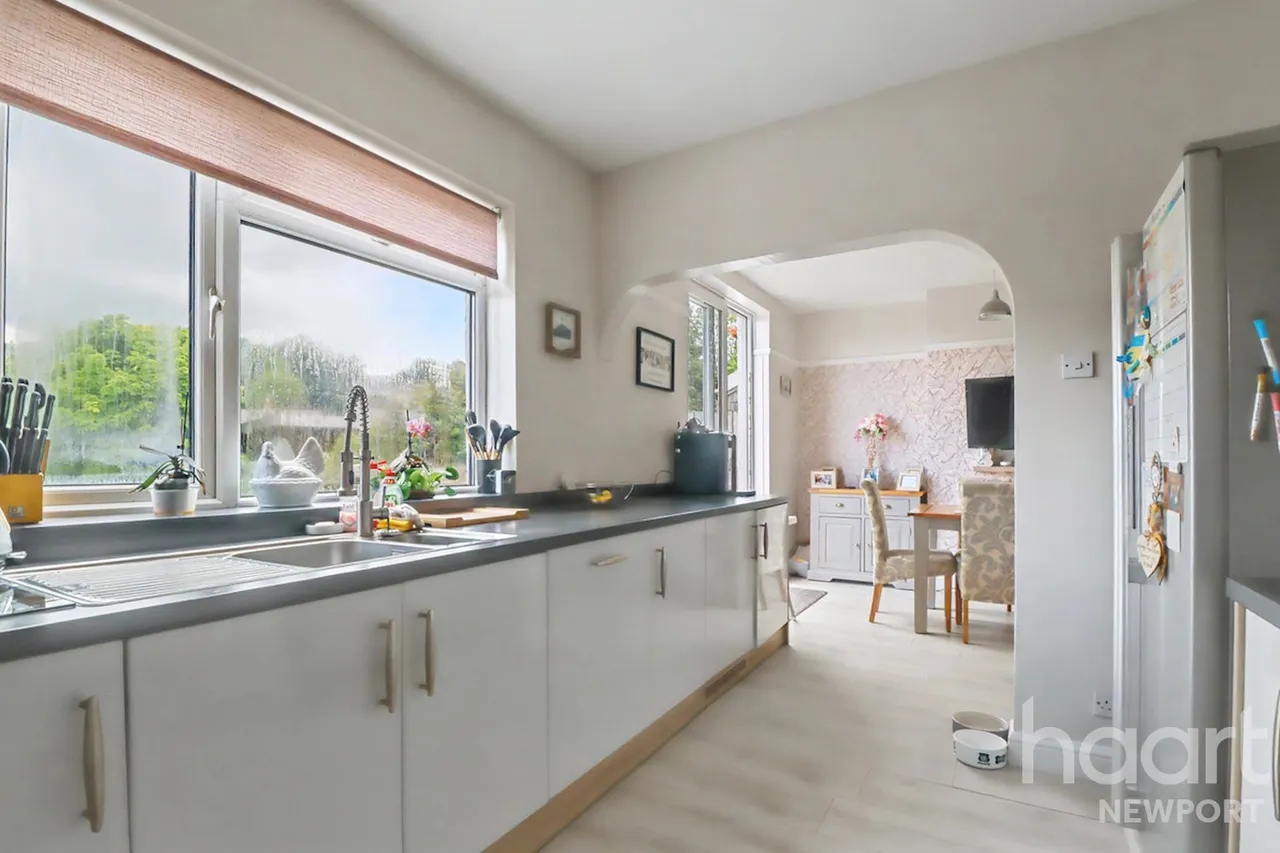 Kensington Place, Newport, NP19, photo 7