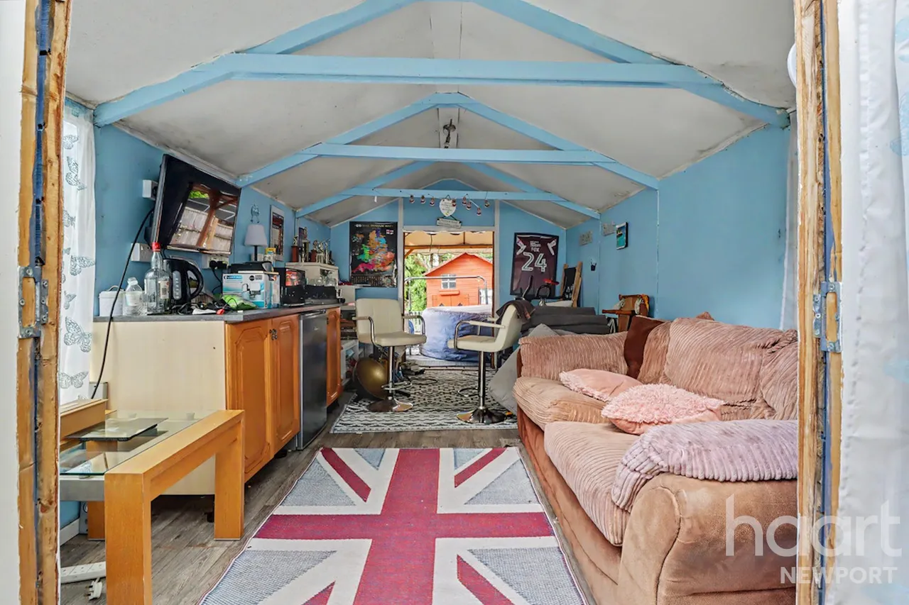 Kensington Place, Newport, NP19, photo 24