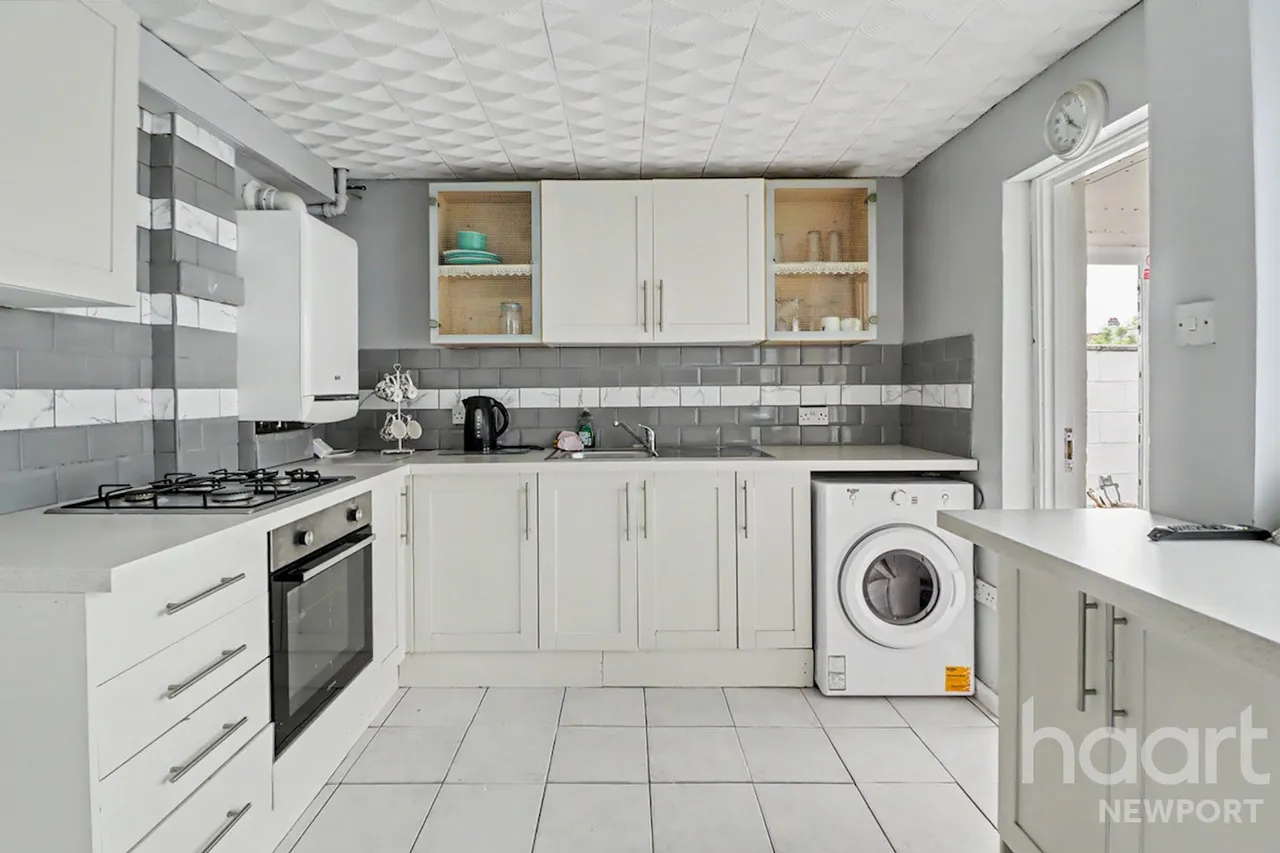 Kensington Place, Newport, NP19, photo 34