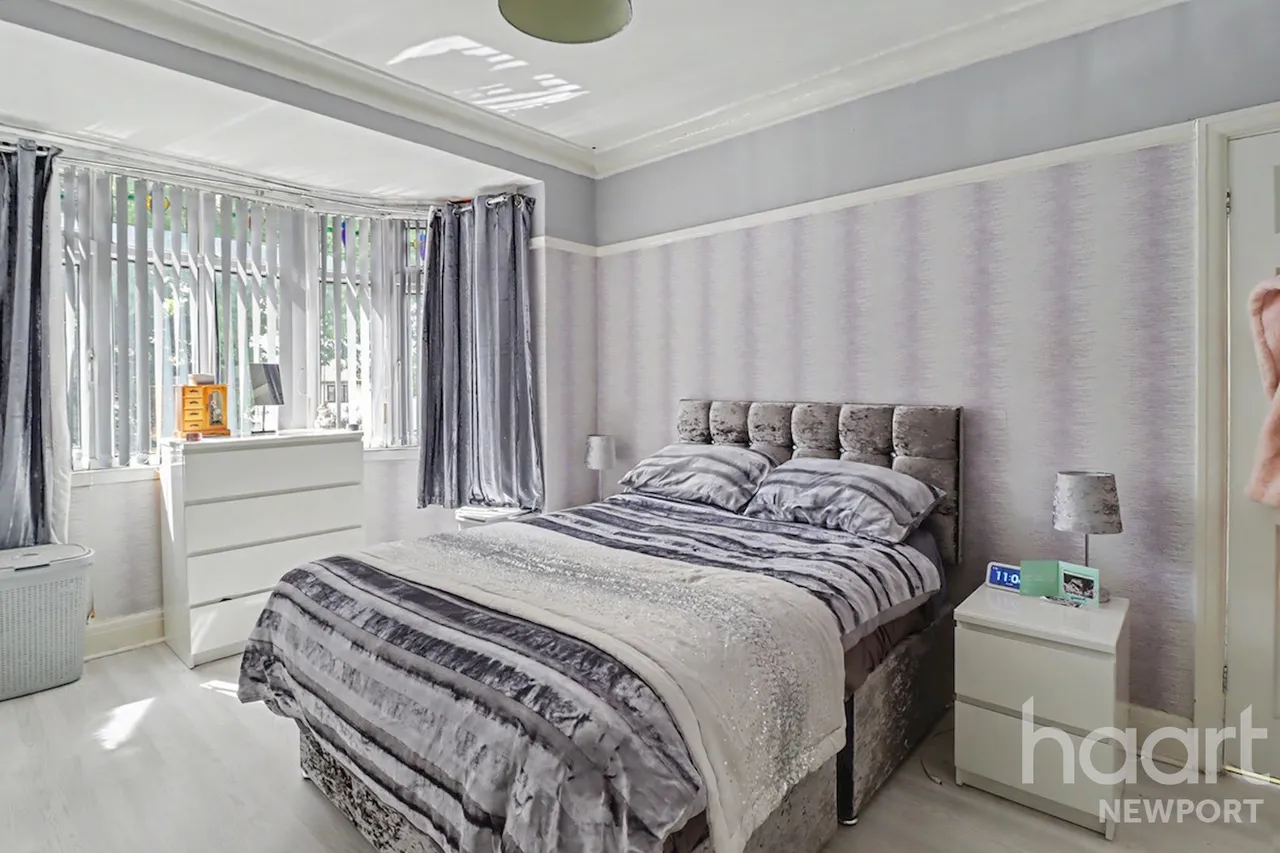 Kensington Place, Newport, NP19, photo 12