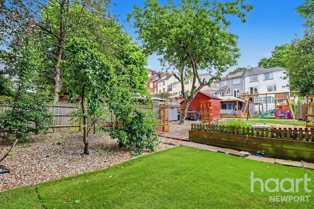 Kensington Place, Newport, NP19, photo 28