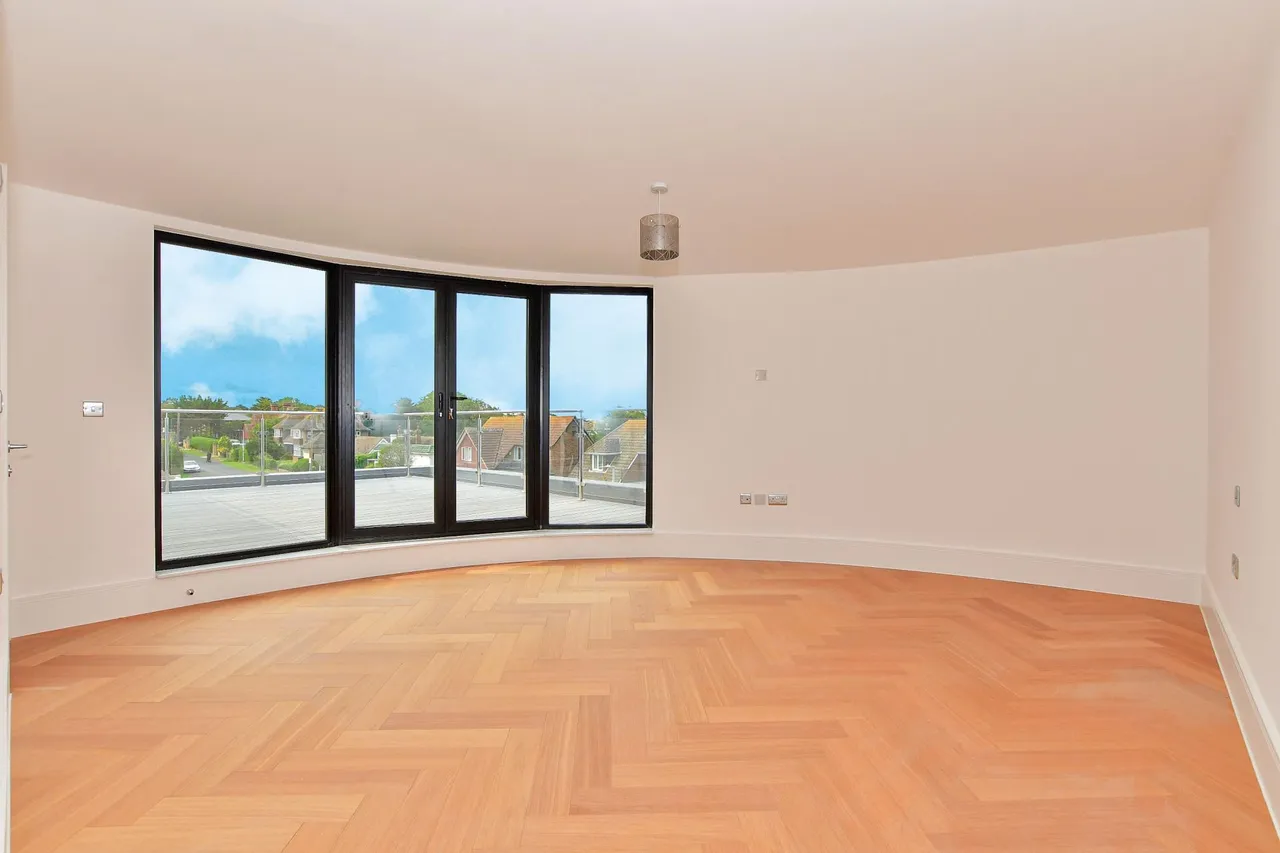 Fitzroy Avenue, Broadstairs, CT10, photo 7