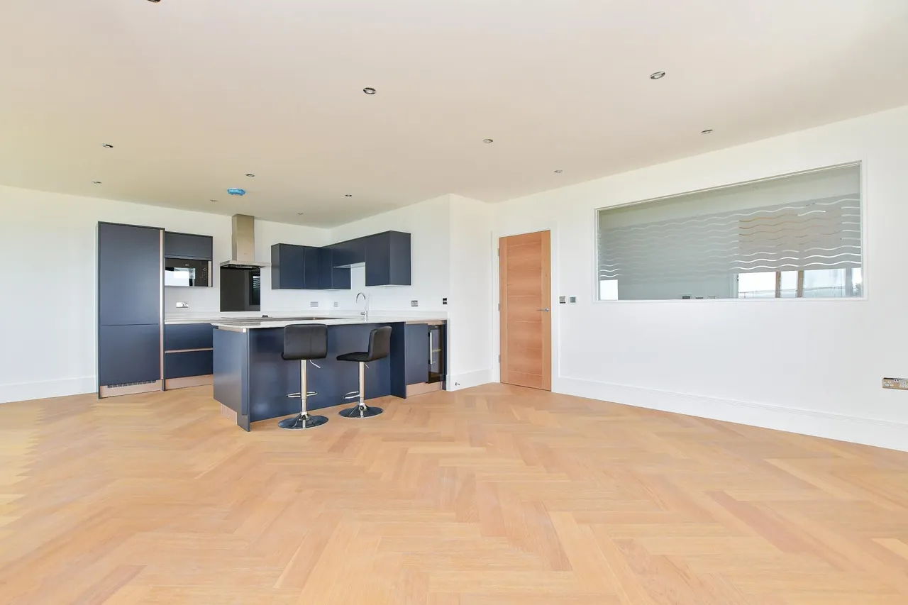 Fitzroy Avenue, Broadstairs, CT10, photo 3