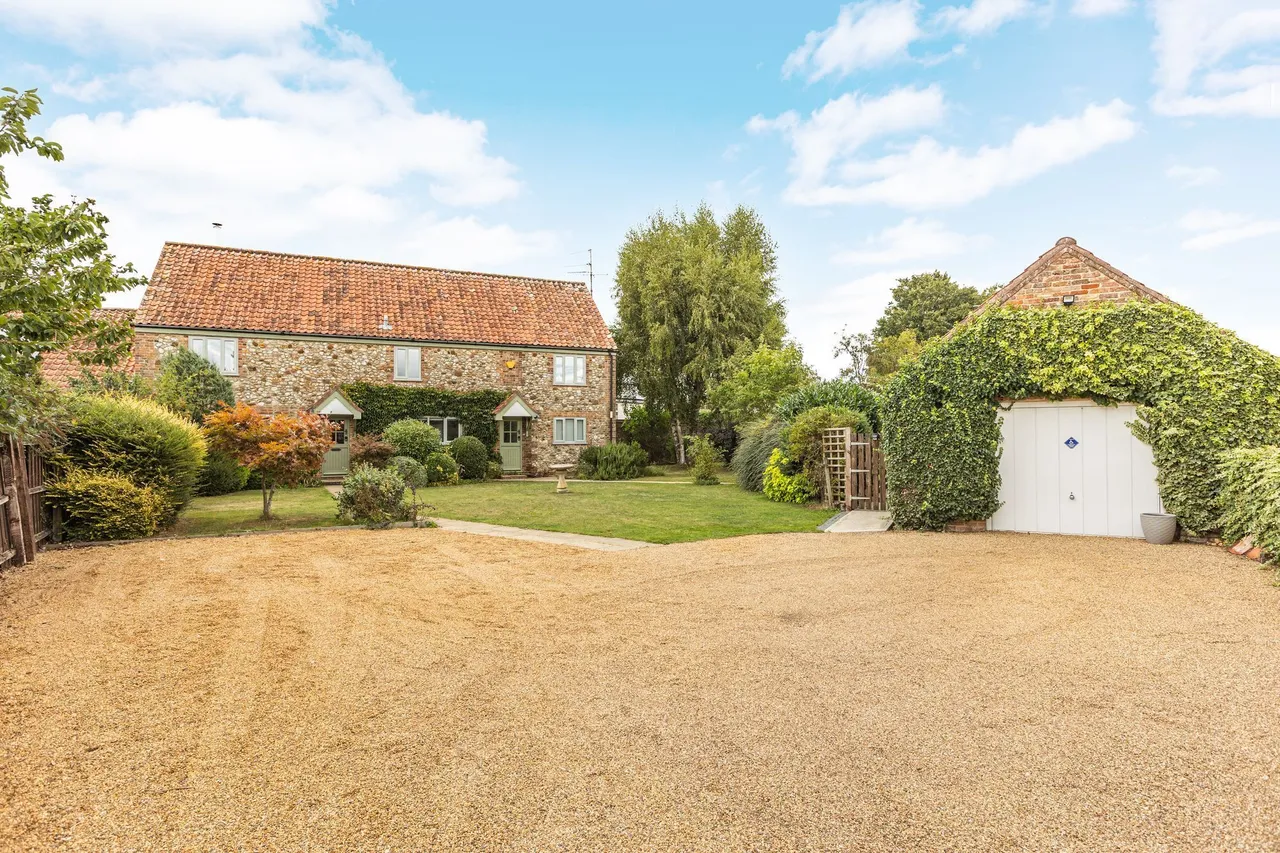 Five Bedroom Barn Conversion with Ann, photo 10