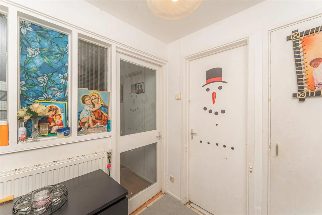 Hamilton Close, London, photo 10