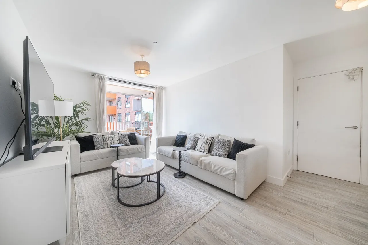 Thames Reach, SE28, photo 20
