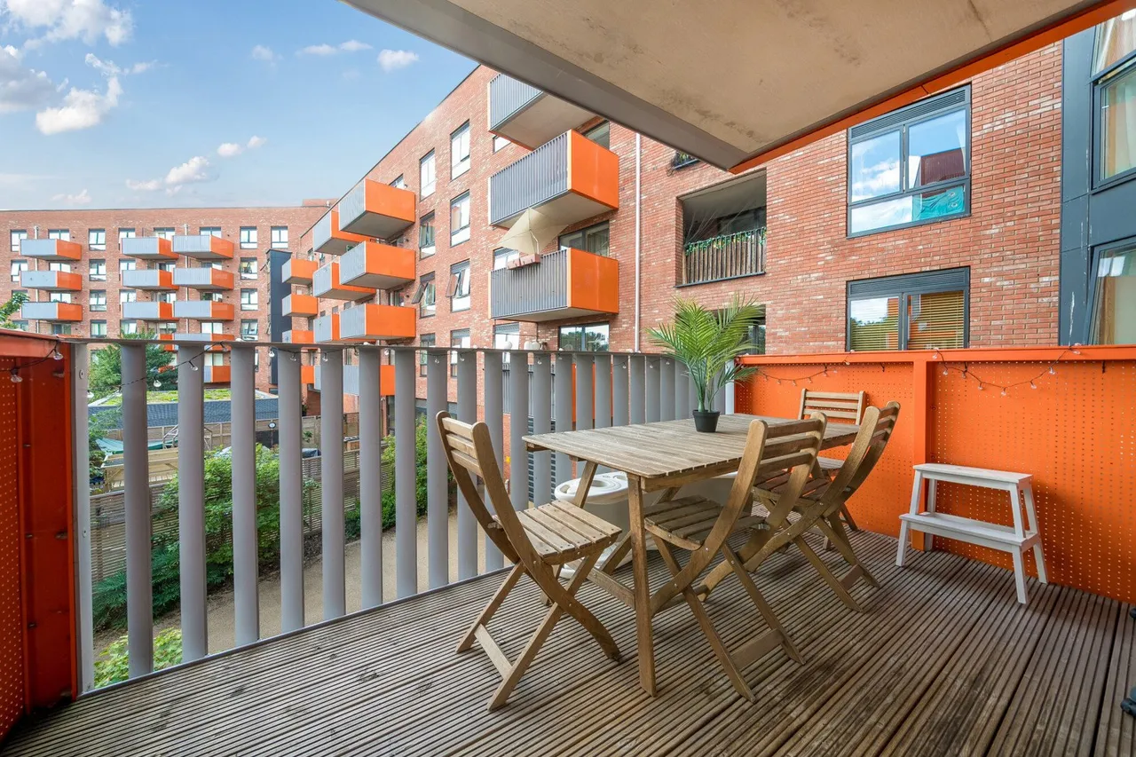 Thames Reach, SE28, photo 11