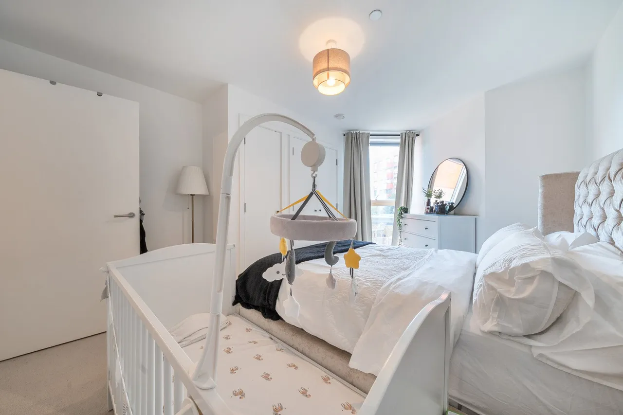 Thames Reach, SE28, photo 21