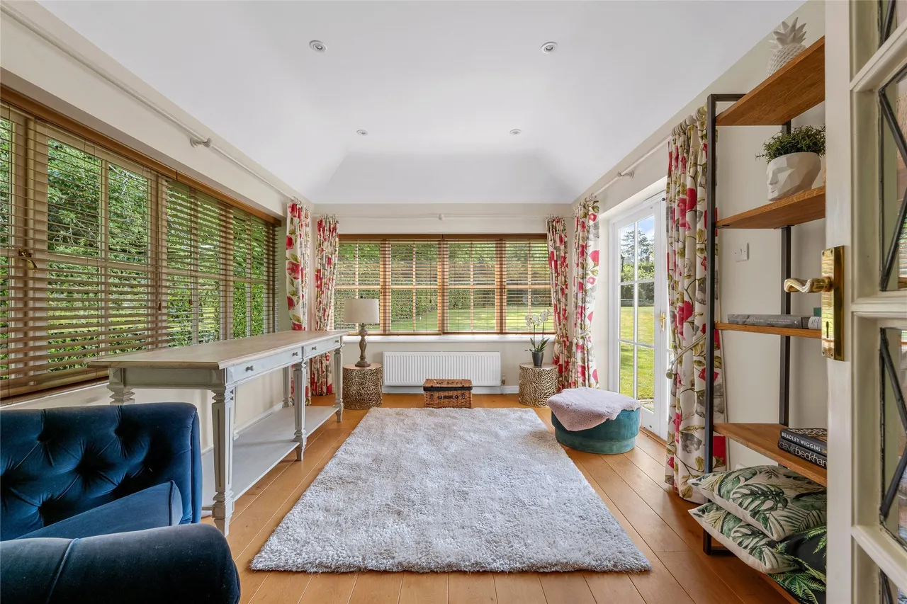 Headley Road, Leatherhead, KT22, photo 7