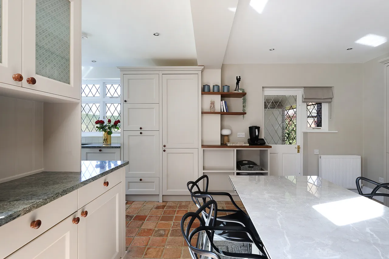 Headley Road, Leatherhead, KT22, photo 12