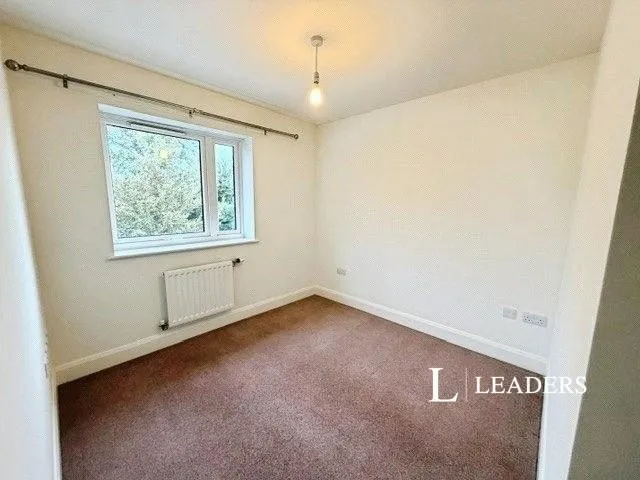 Kingsclere Close, Southampton, SO19, photo 11