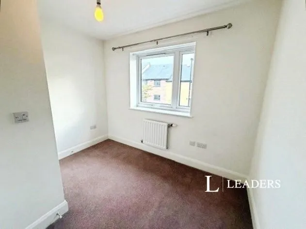 Kingsclere Close, Southampton, SO19, photo 10