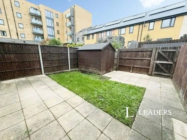 Kingsclere Close, Southampton, SO19, photo 13