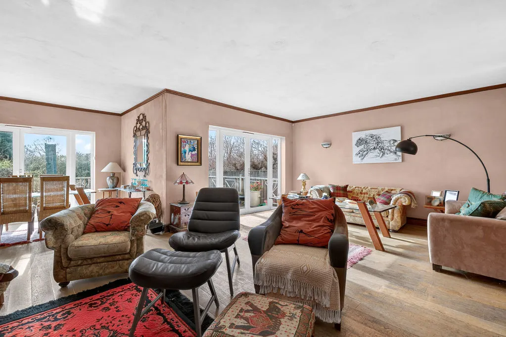 Dunally Park, Shepperton TW17 8LJ, photo 8
