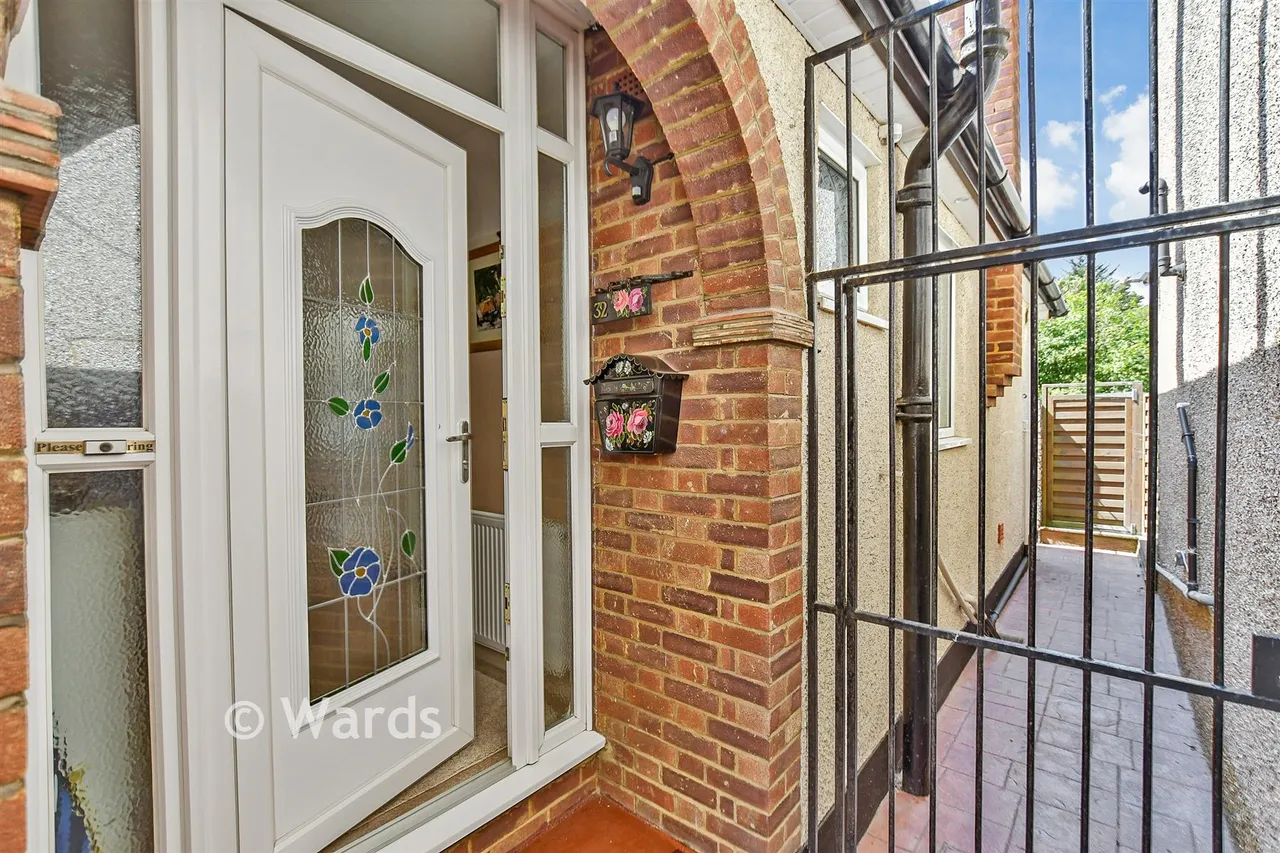 Dallin Road, Bexleyheath, DA6, photo 2