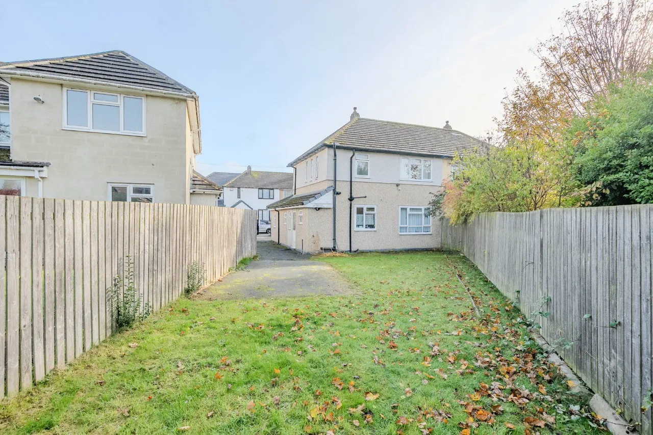 Tynwald Road, Leeds, LS17, photo 8