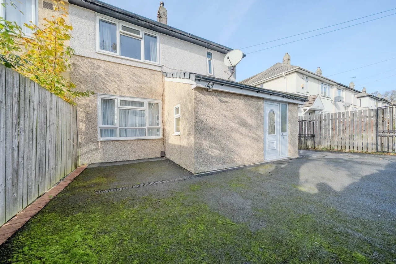Tynwald Road, Leeds, LS17, photo 20