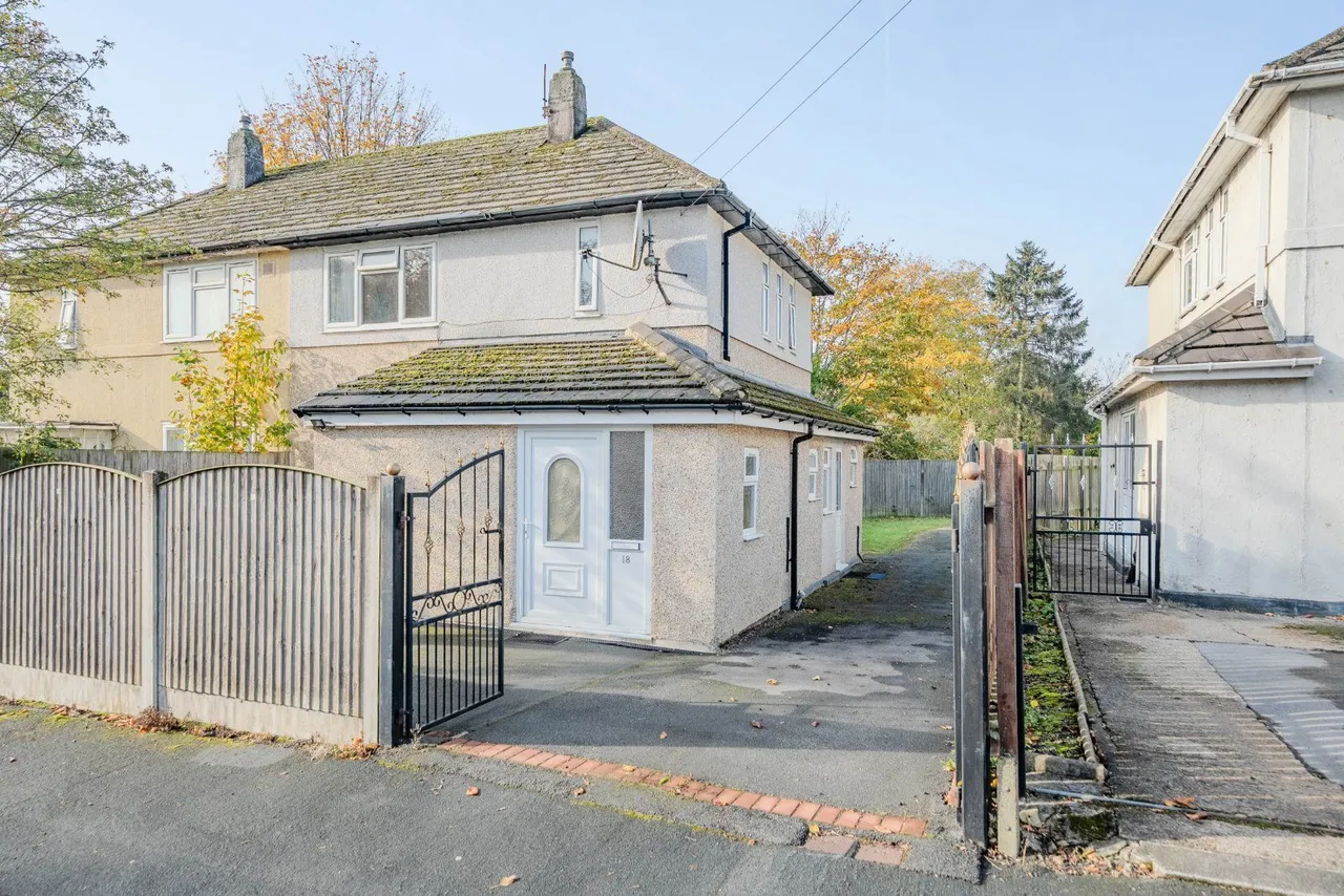 Tynwald Road, Leeds, LS17, photo 19