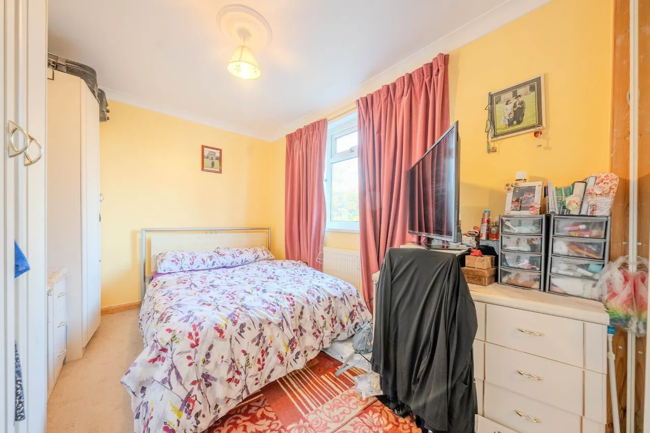 Tynwald Road, Leeds, LS17, photo 6