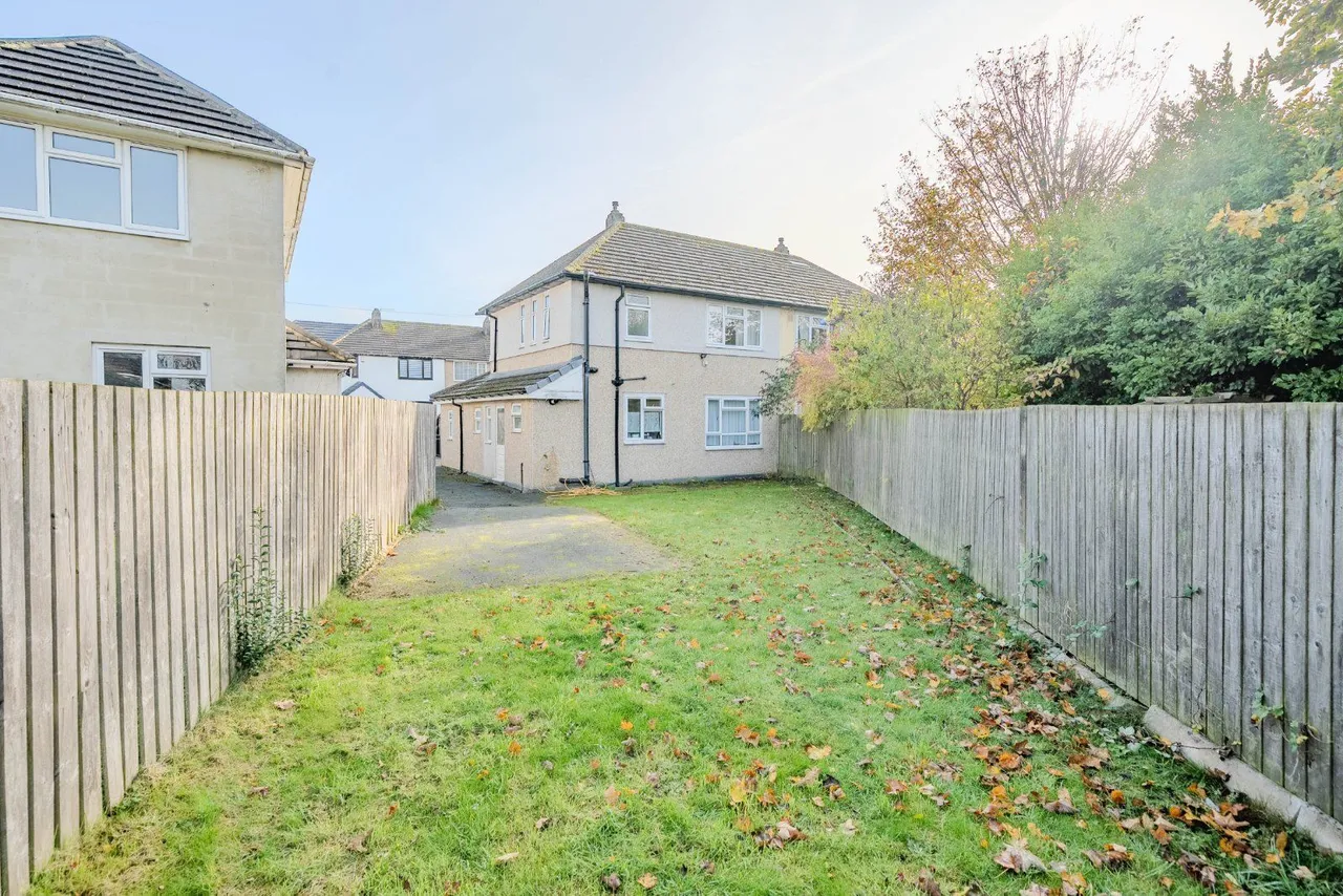 Tynwald Road, Leeds, LS17, photo 18