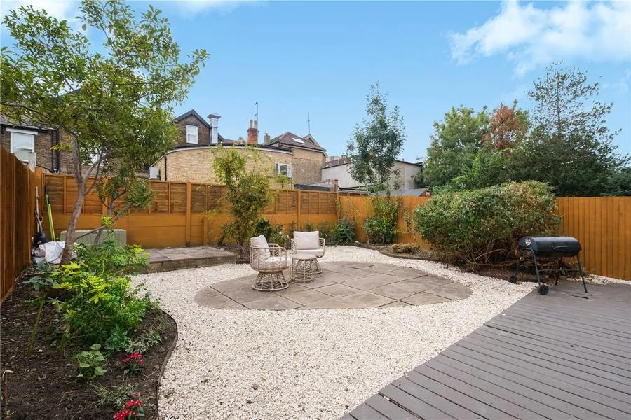 Dean Road, London, NW2, photo 20