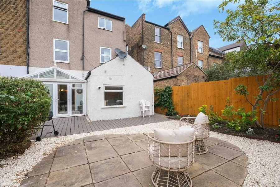 Dean Road, London, NW2, photo 18