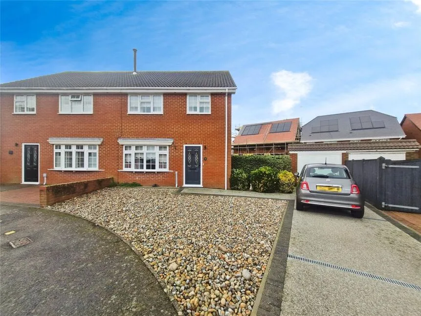 3 bed house for sale — Matthews Close, Deal, Kent, CT14