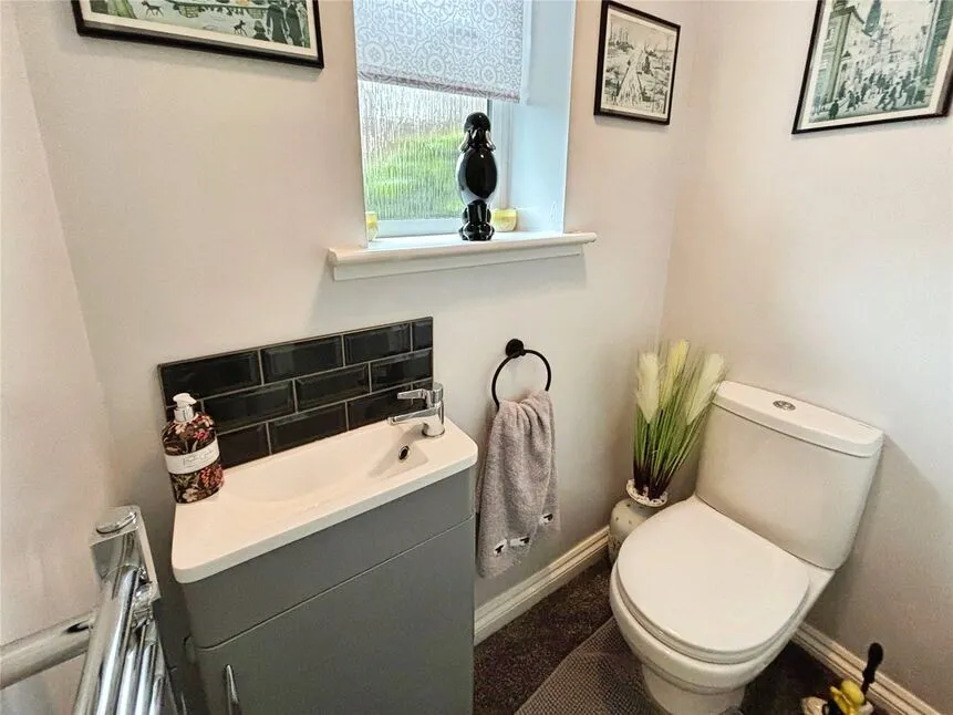 Matthews Close, Deal, Kent, CT14, photo 12