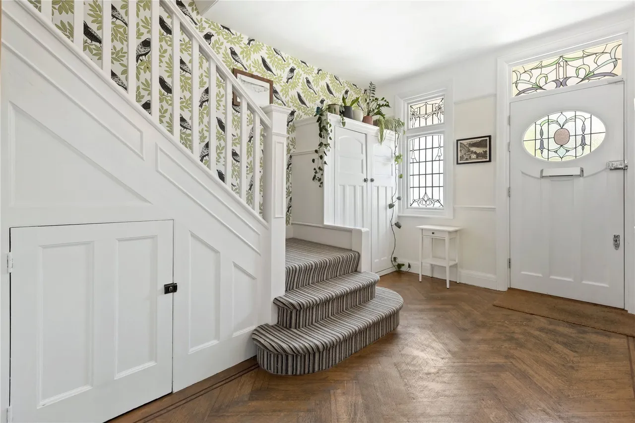Abbotswood Road, London, SW16, photo 6