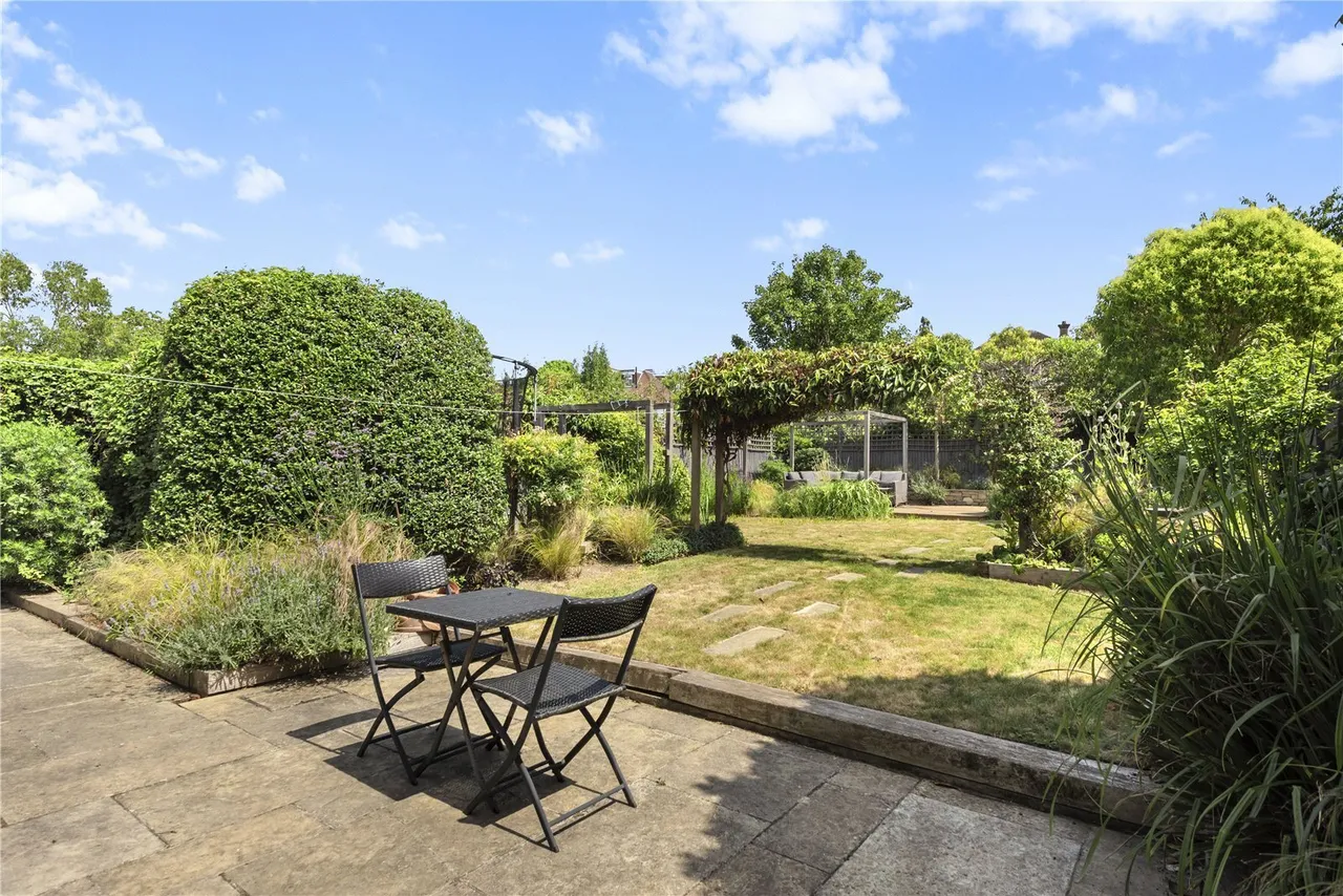 Abbotswood Road, London, SW16, photo 10
