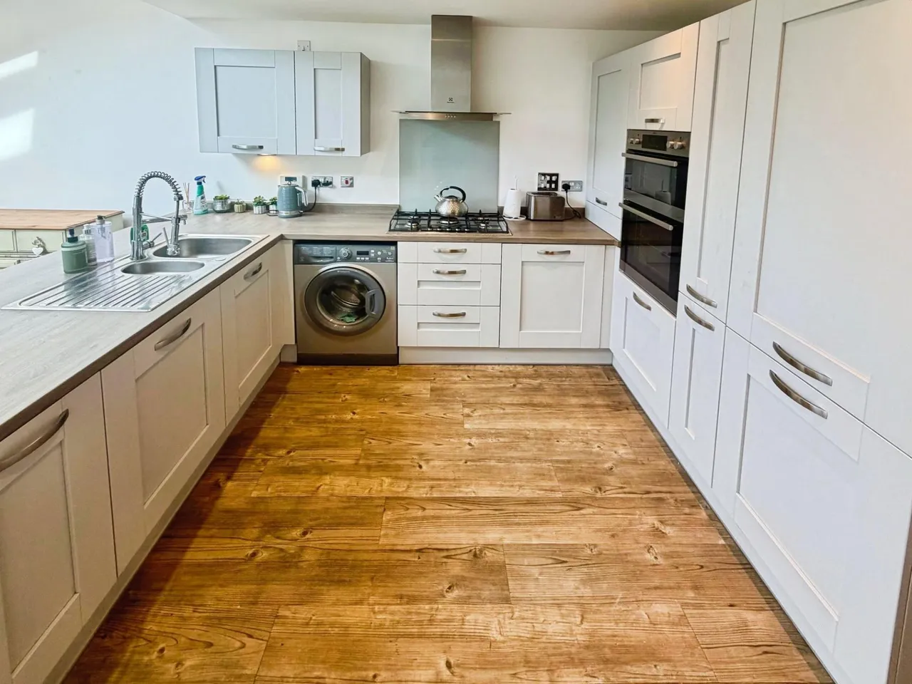 Ever Ready Crescent, Dawley, TF4, photo 7