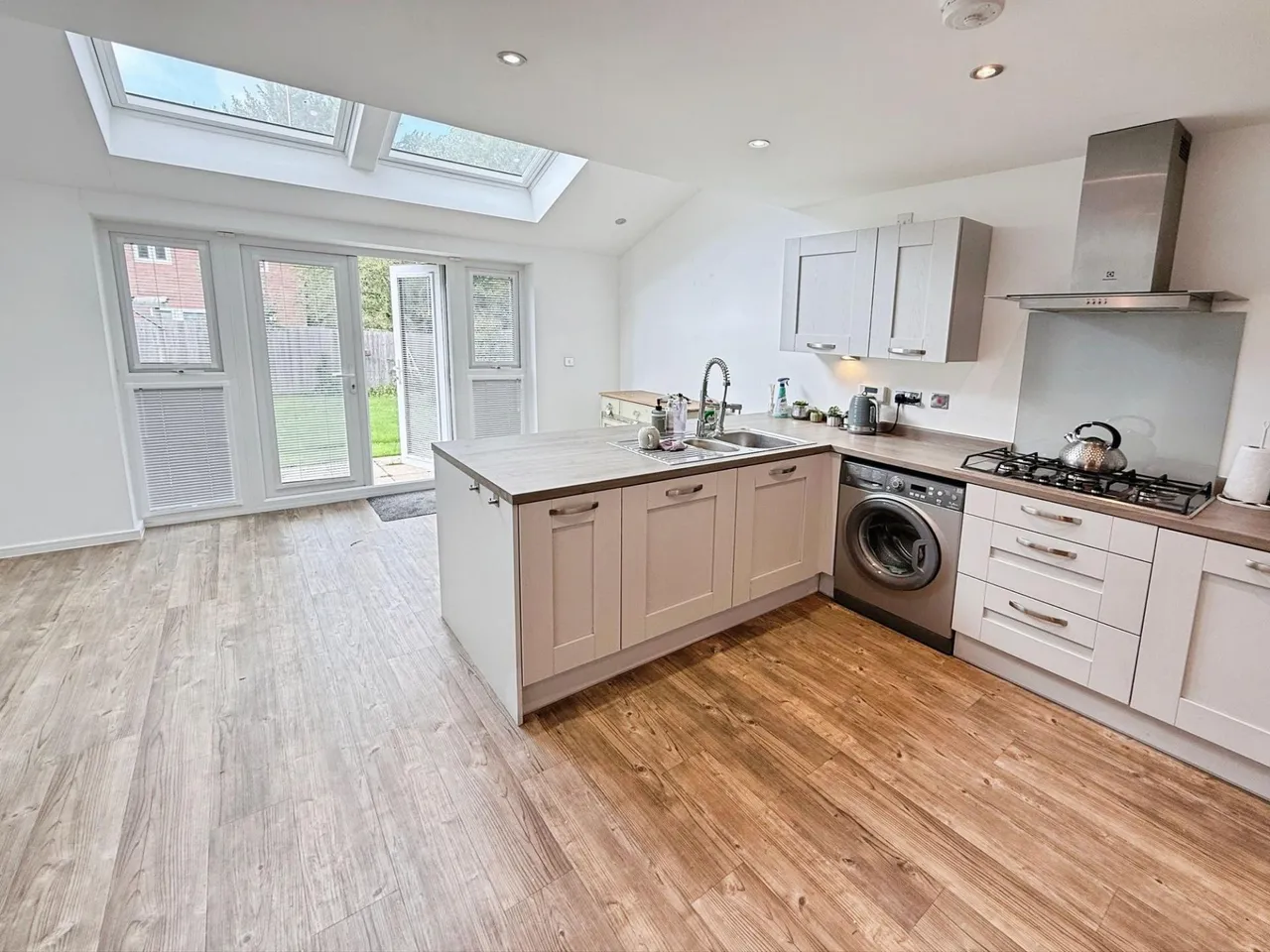 Ever Ready Crescent, Dawley, TF4, photo 5